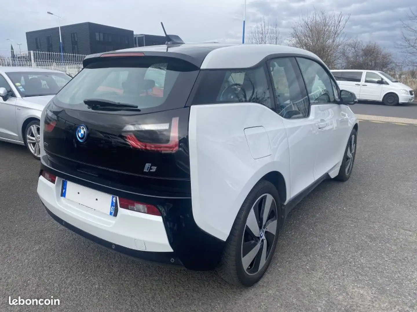 BMW i3 (I01) 170CH 60AH (REX) BLACK EDITION ATELIER Bianco - 2