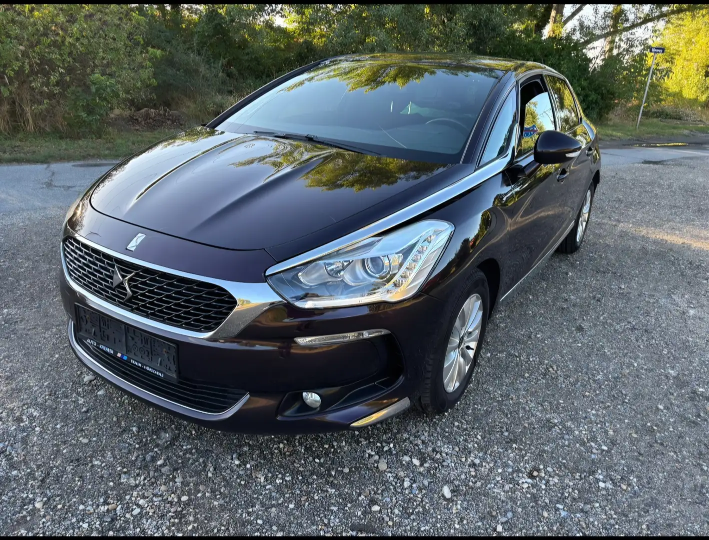 Citroen DS5 HDi 165 So Chic - 2