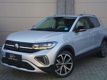 DSG Style * IQ MATRIX LIGHT/ CAMERA / ZETELVERWARMING / ADAPTIVE CRUISE / 18" VELGEN *