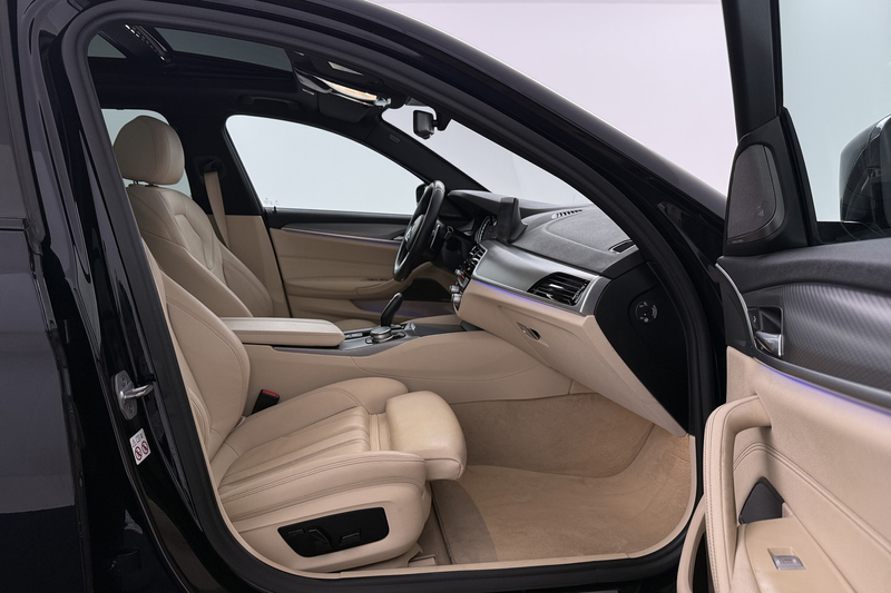 BMW 540 5-serie Touring 540i xDrive High Executive (PANORA — photo 21
