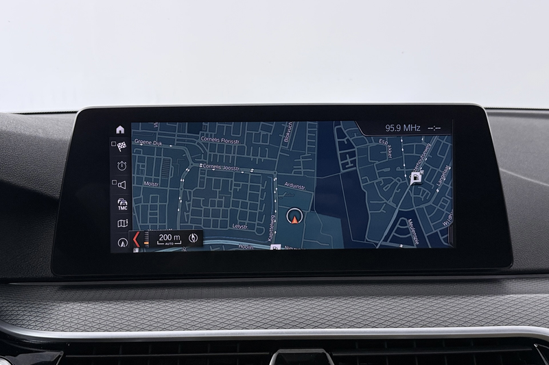 BMW 540 5-serie Touring 540i xDrive High Executive (PANORA — photo 7