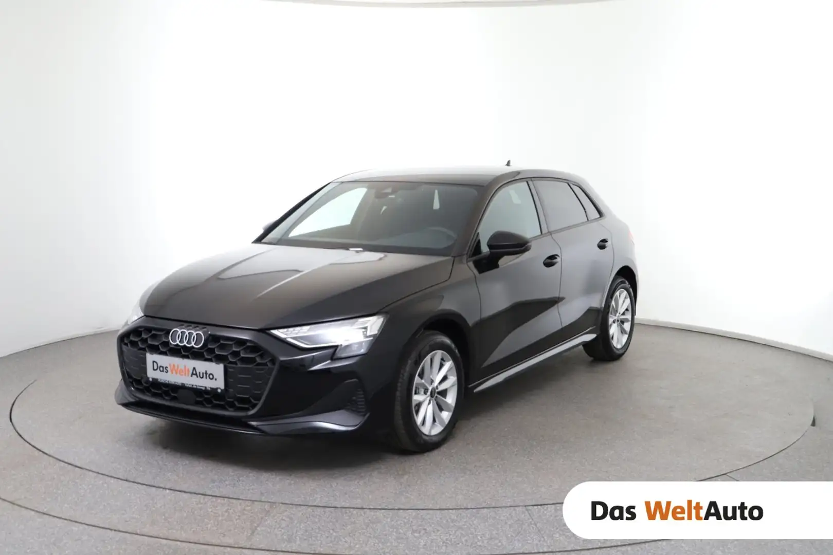 Audi A3 30 TFSI Noir - 1