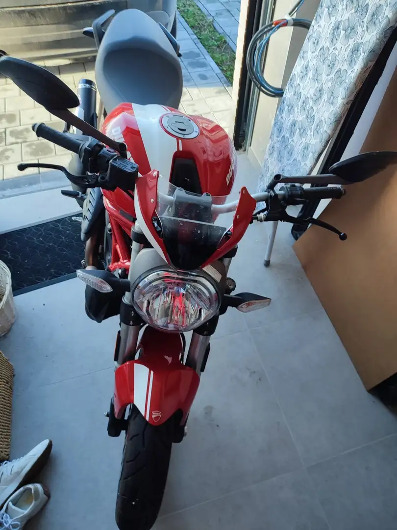 Ducati Monster 821 Czerwony - 2