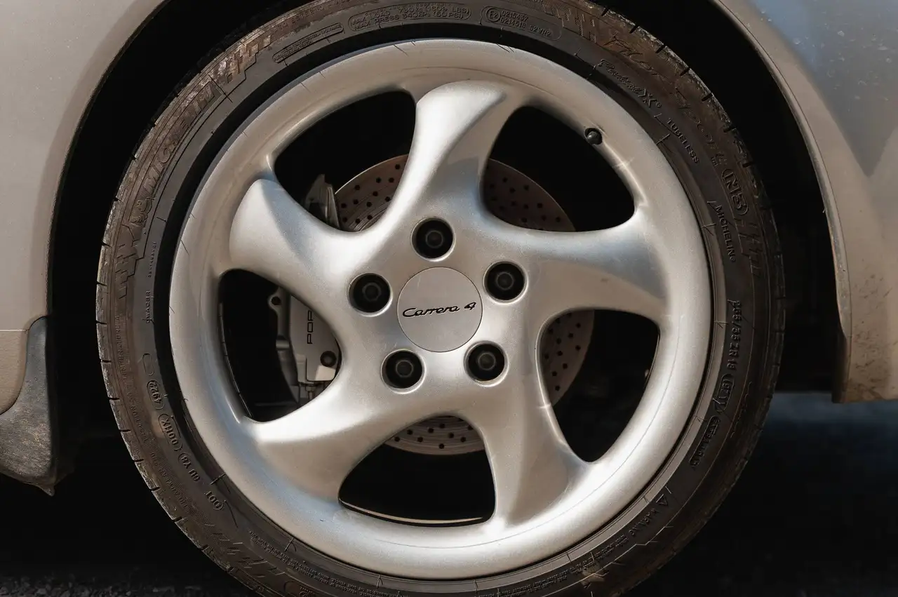 Porsche 996 Carrera 4 Cabriolet, foto 12