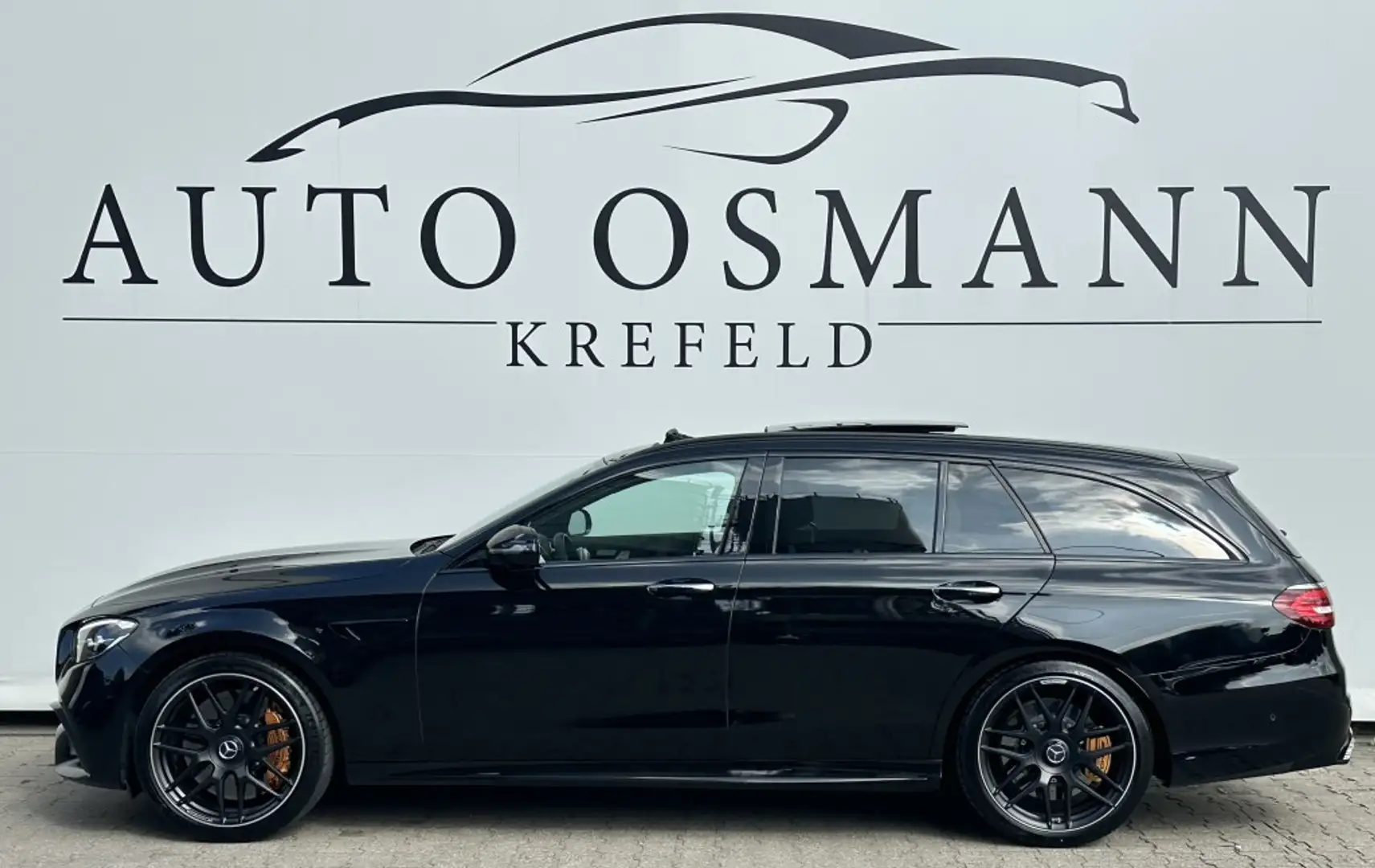 Mercedes-Benz E 63 AMG S 4MATIC+ |Keramikbremse | UPE:162459 € Negru - 2