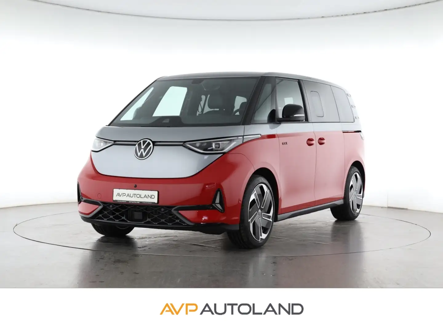 Volkswagen ID. Buzz KR 4MOTION GTX | AHK | IQ.LIGHT | ACC | Zilver - 1
