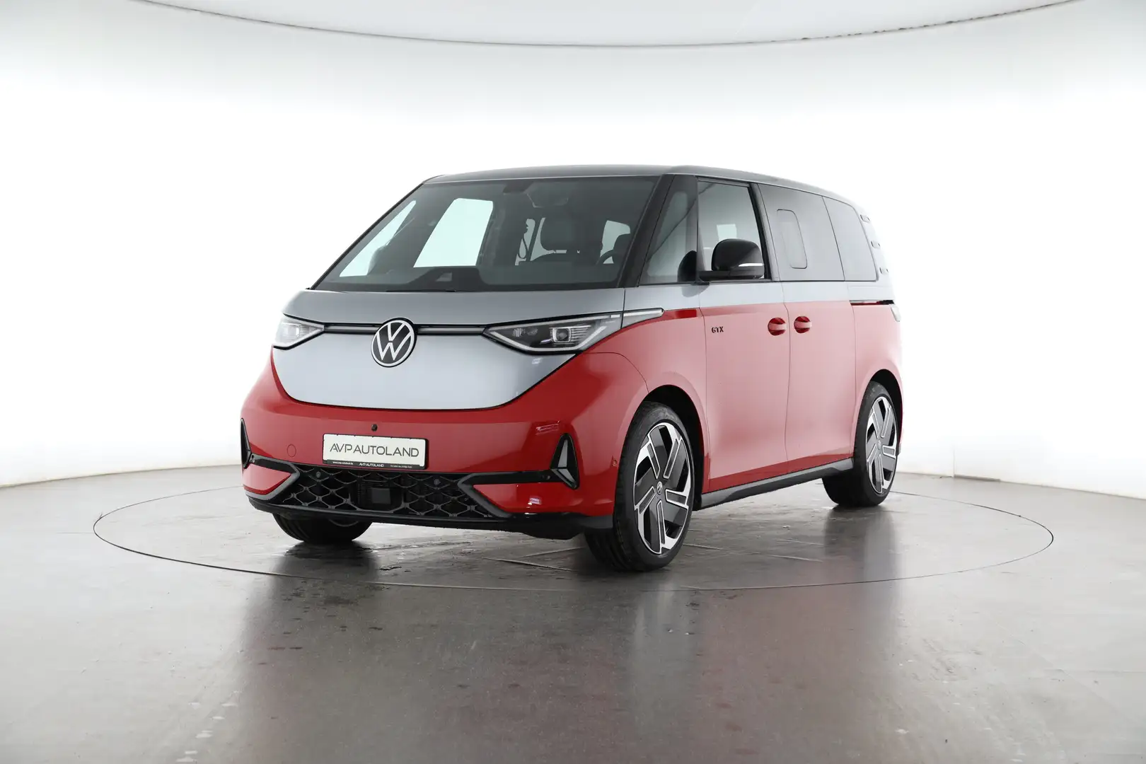 Volkswagen ID. Buzz KR 4MOTION GTX | AHK | IQ.LIGHT | ACC | Zilver - 2