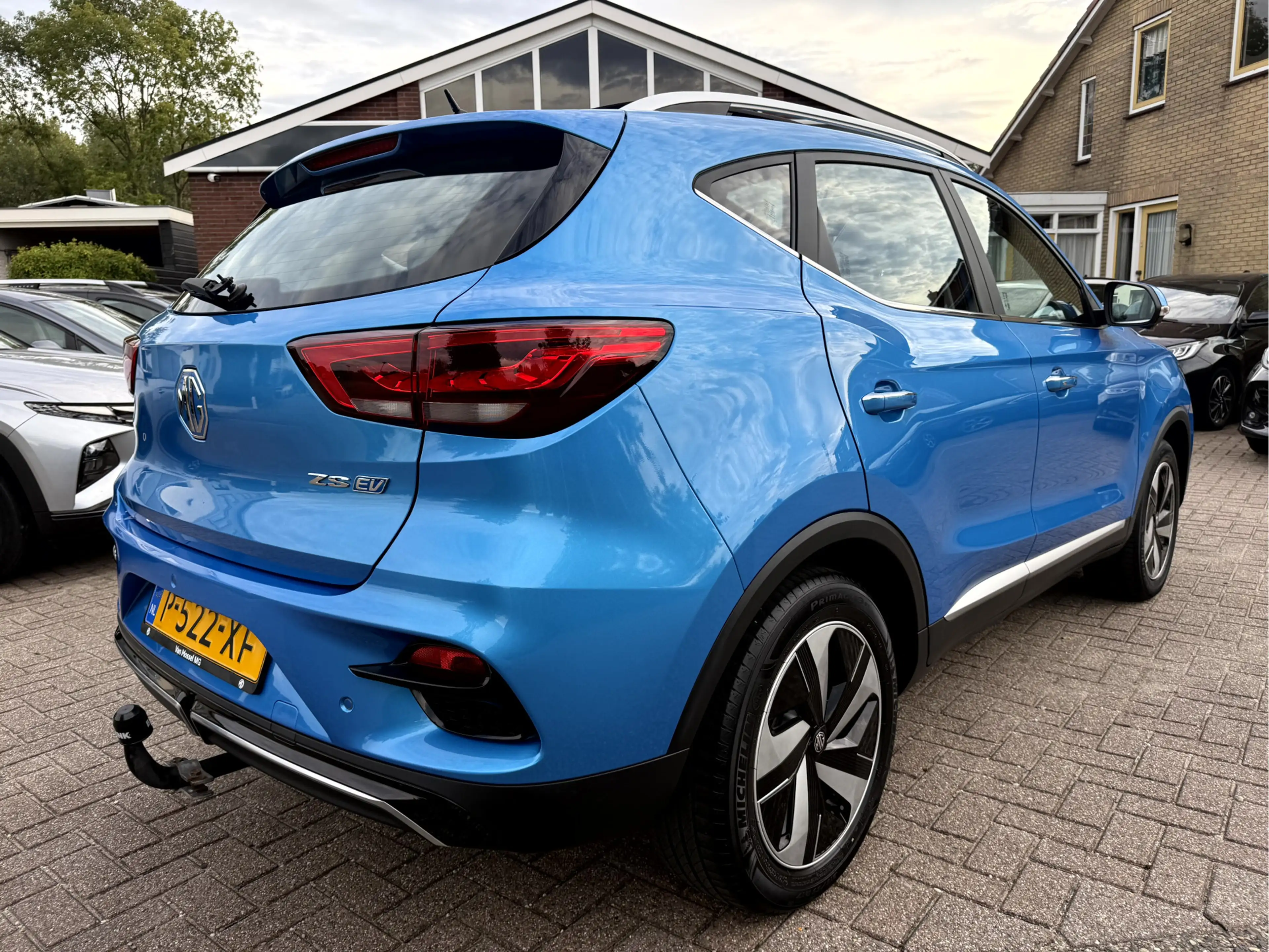 MG ZS MG EV EV Luxury 50 kWh Panoramadak, Trekhaak, App — photo 3