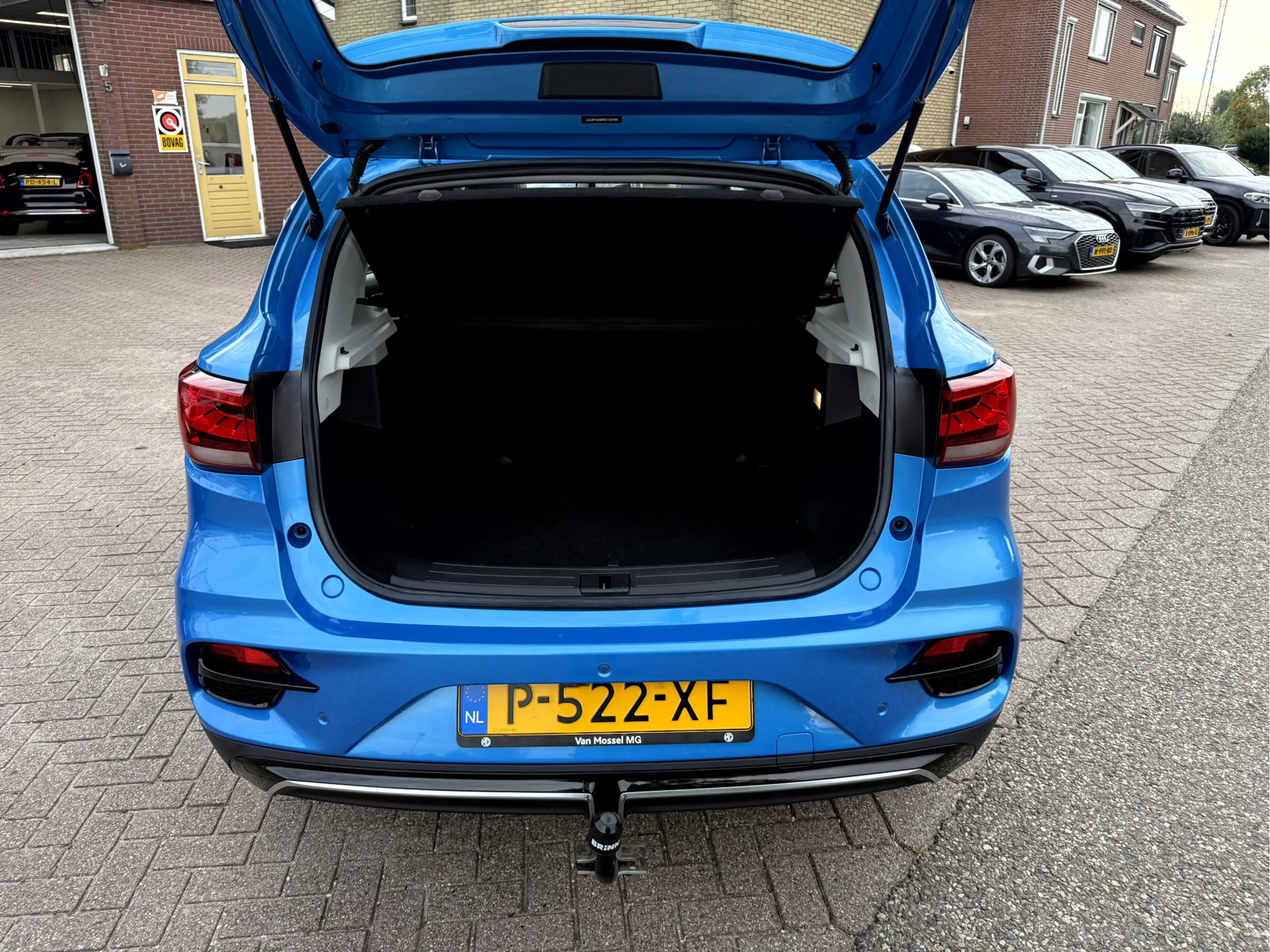 MG ZS MG EV EV Luxury 50 kWh Panoramadak, Trekhaak, App — photo 15
