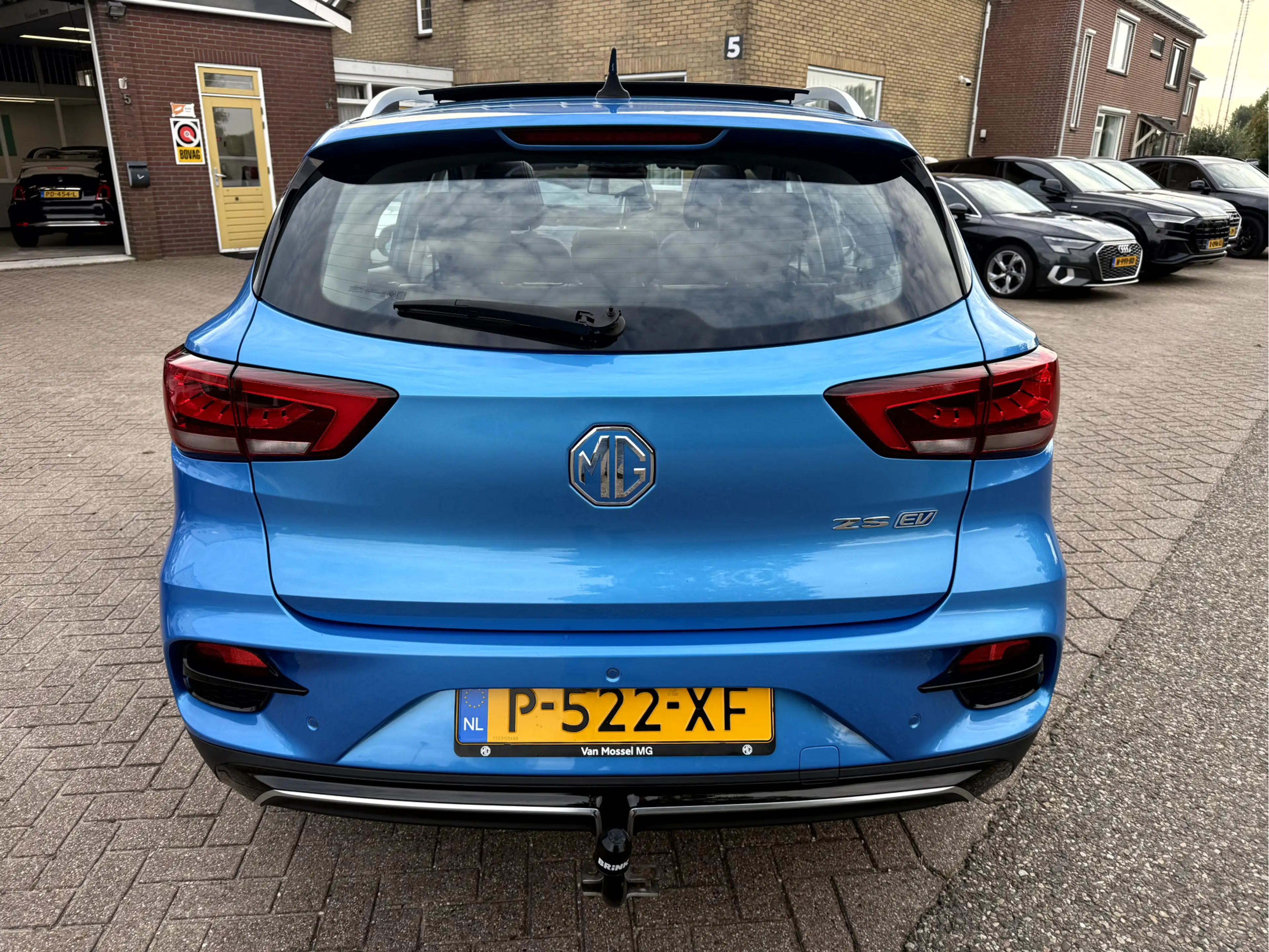 MG ZS MG EV EV Luxury 50 kWh Panoramadak, Trekhaak, App — photo 14