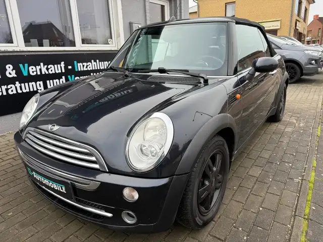 Mini Convertible view 2