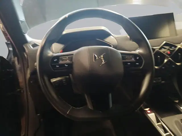 DS Automobiles DS 3 Crossback view 13