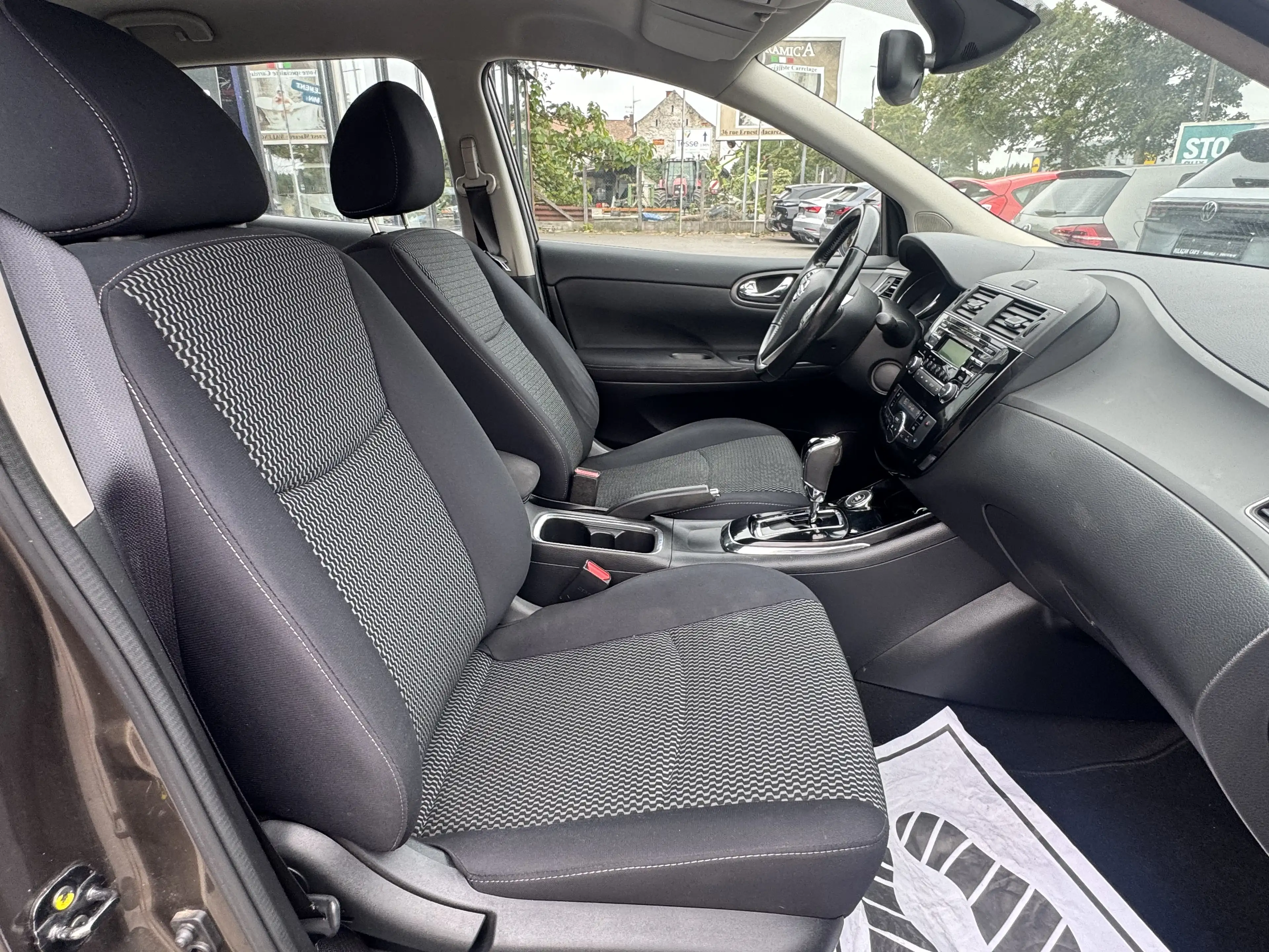 Nissan Pulsar Pulsar 1.2 DIG-T N*1 ER MAIN*CARNET*GARANTI AUTOM. — photo 9
