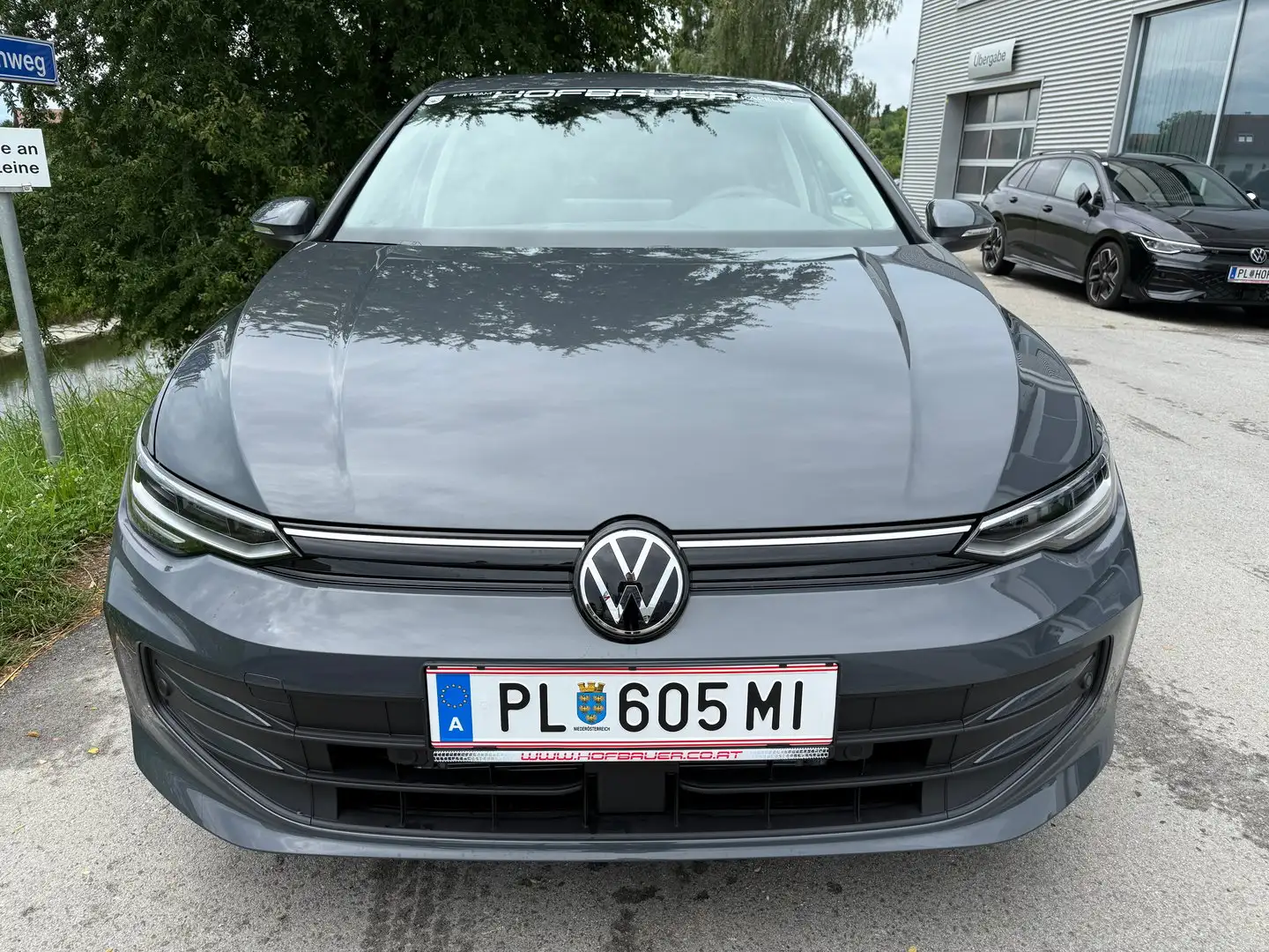 Volkswagen Golf Rabbit mHEV DSG Grau - 2