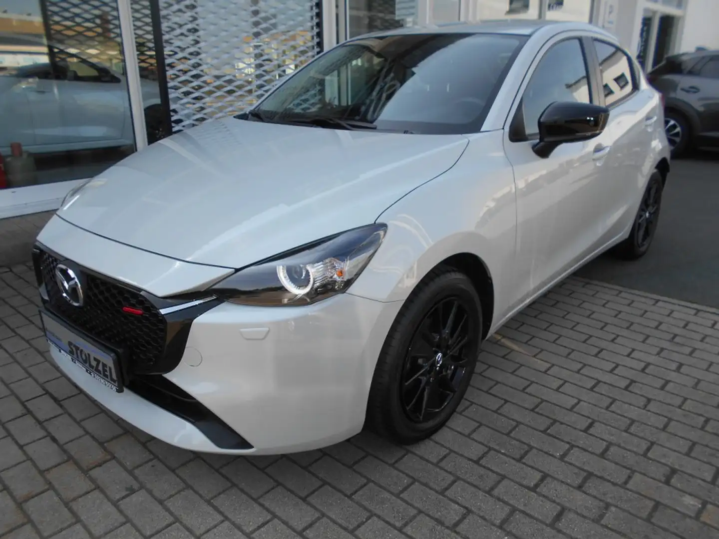 Mazda 2 HOMURA 1.5l 90PS NAV#GRA#PDC#LED#RÜKAM#LRHZ#SHZ Blanc - 2