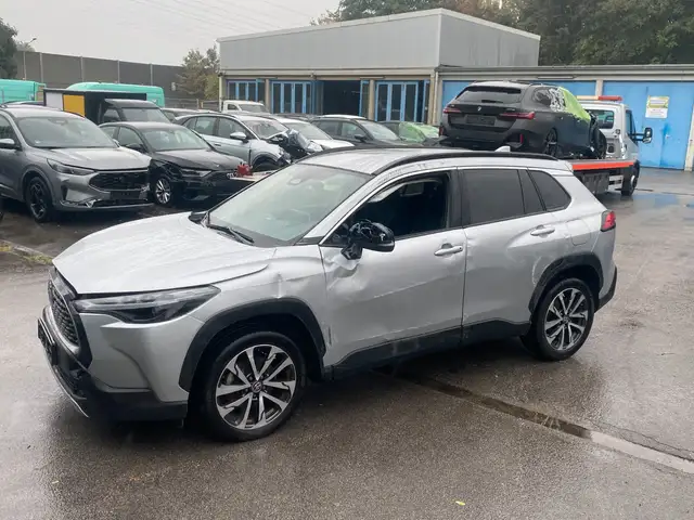 Toyota Corolla Cross Hybrid FWD Automatik