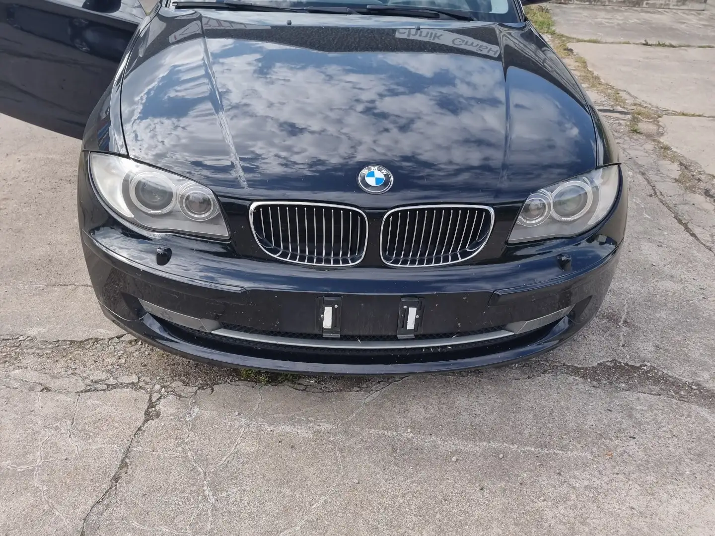 BMW 118 118i Чорний - 1