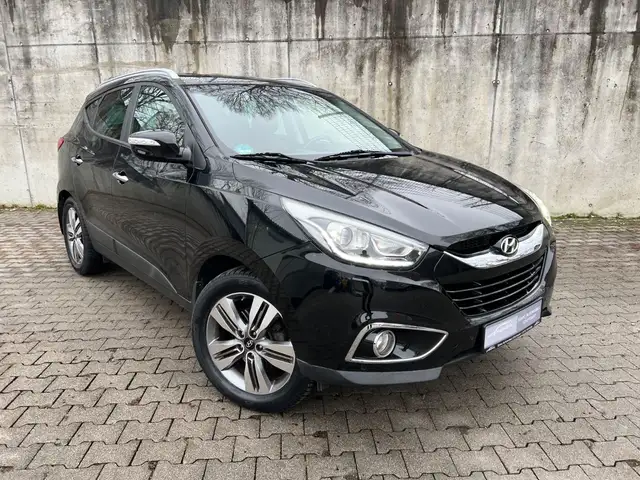 Hyundai iX35 2.0CRDi 100 kW Premium 4WD Autom*Kamera*AHK