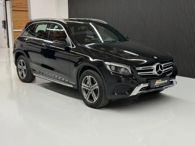 Mercedes-Benz GLC 250 d 4Matic Leder Trittbretter Kamera AHK
