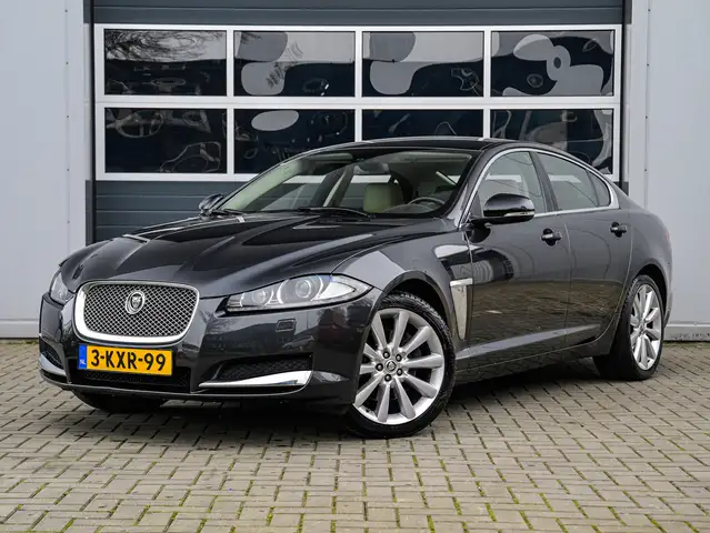 Jaguar XF 2.0 Premium Edition | Leder | Xenon | Camera | Nav