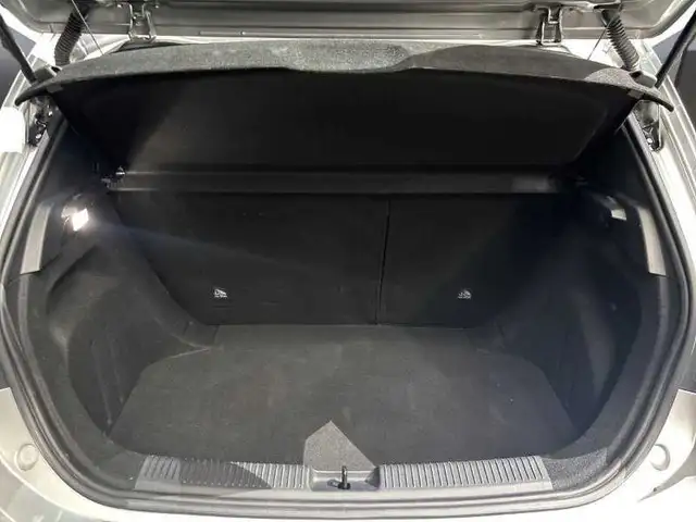 MG MG3 view 7