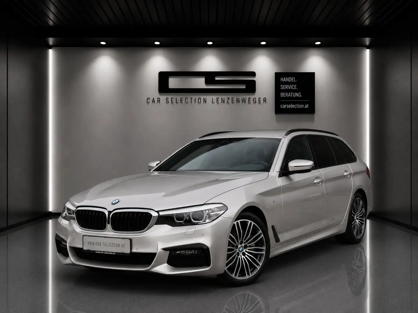BMW 530 xD Touring Aut.*M-Paket*Standheizung*Top Zustand Silber - 1
