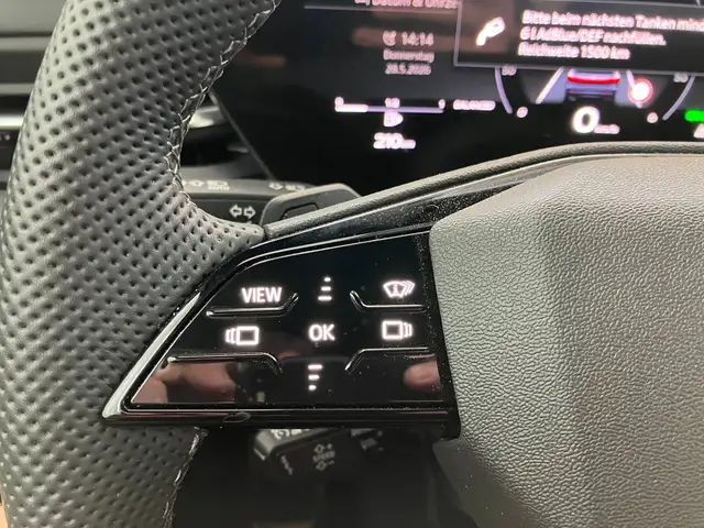 Audi Q5 SUV TDI quattro 150 kW Ansicht 32