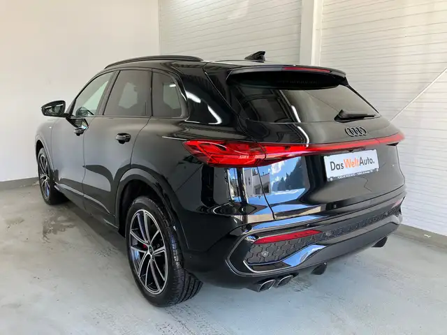 Audi Q5 SUV TDI quattro 150 kW Ansicht 4