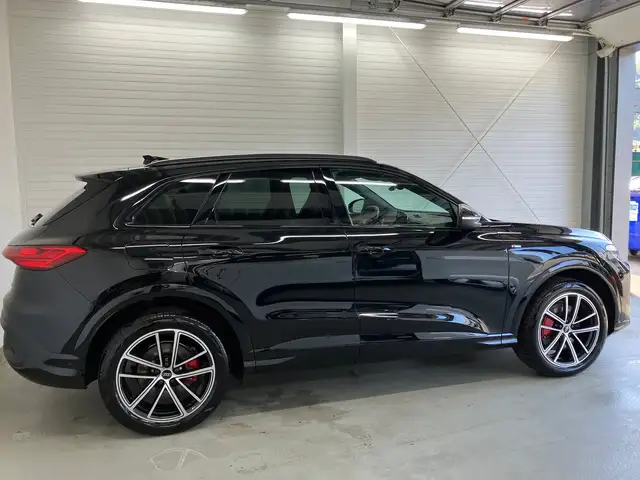 Audi Q5 SUV TDI quattro 150 kW Ansicht 3