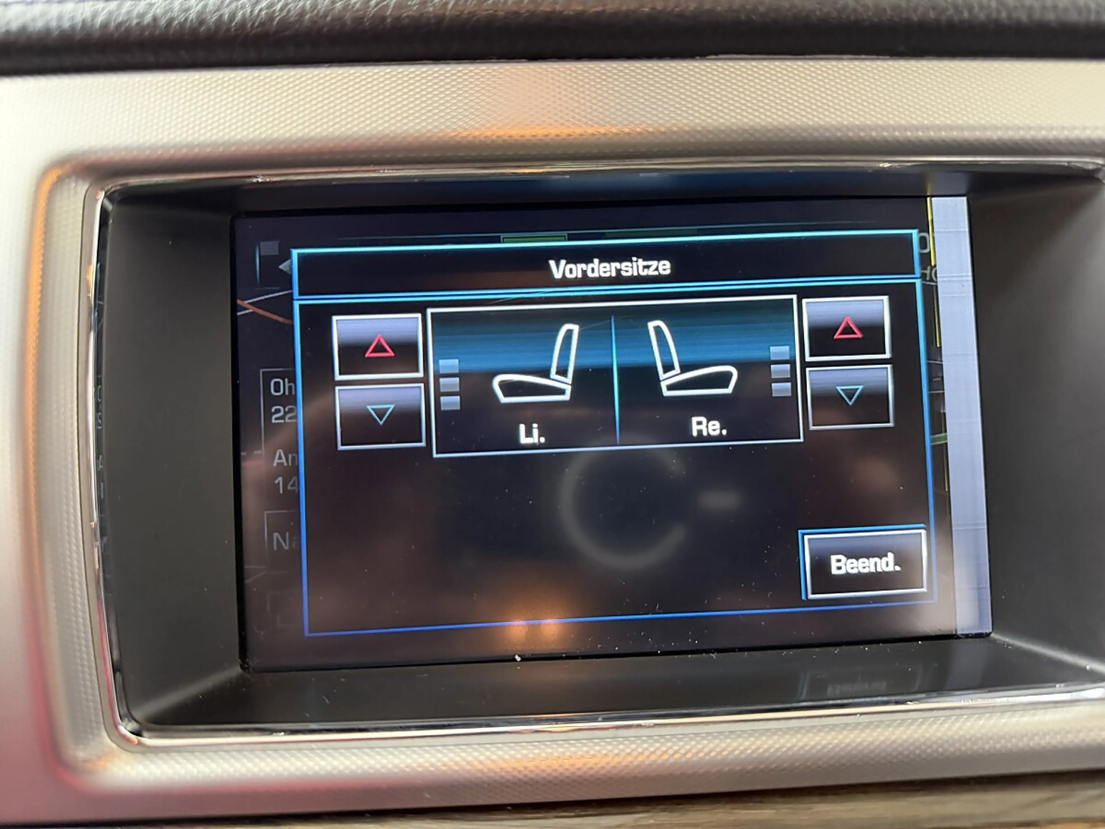 Jaguar XF 2,2 TD — photo 19