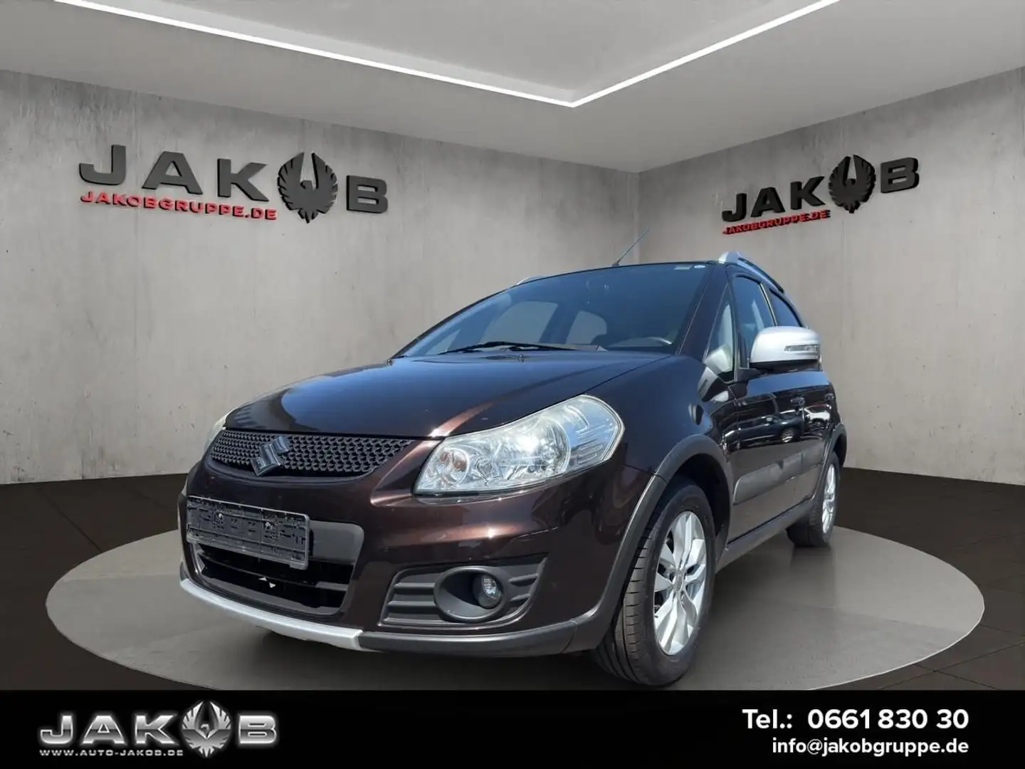 Suzuki SX4 1.6 VVT 4x2 Classic 88 kW (120 PS), Schal... Bruin - 1