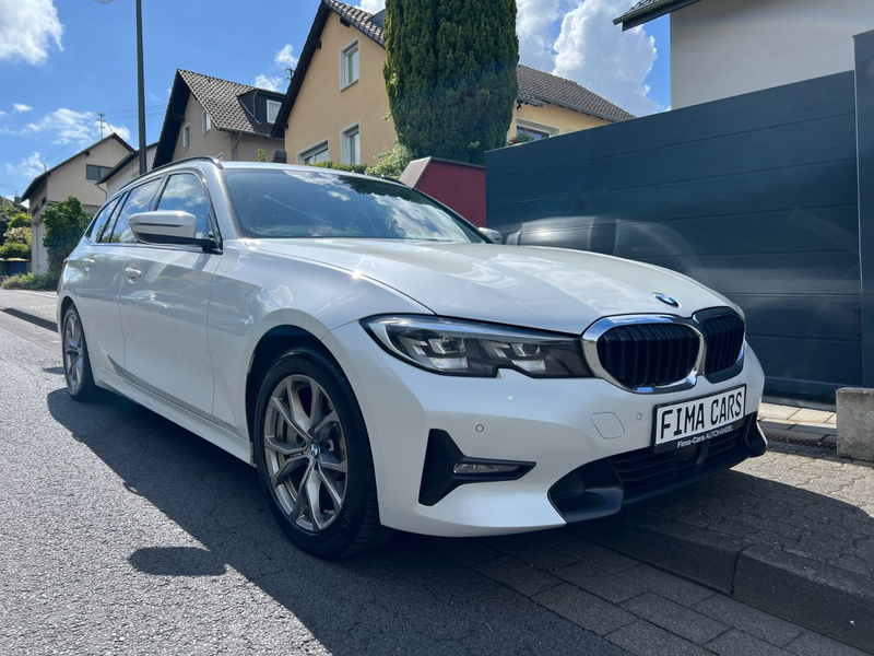 BMW 330 d Touring*Sport Line*AHK*LED
