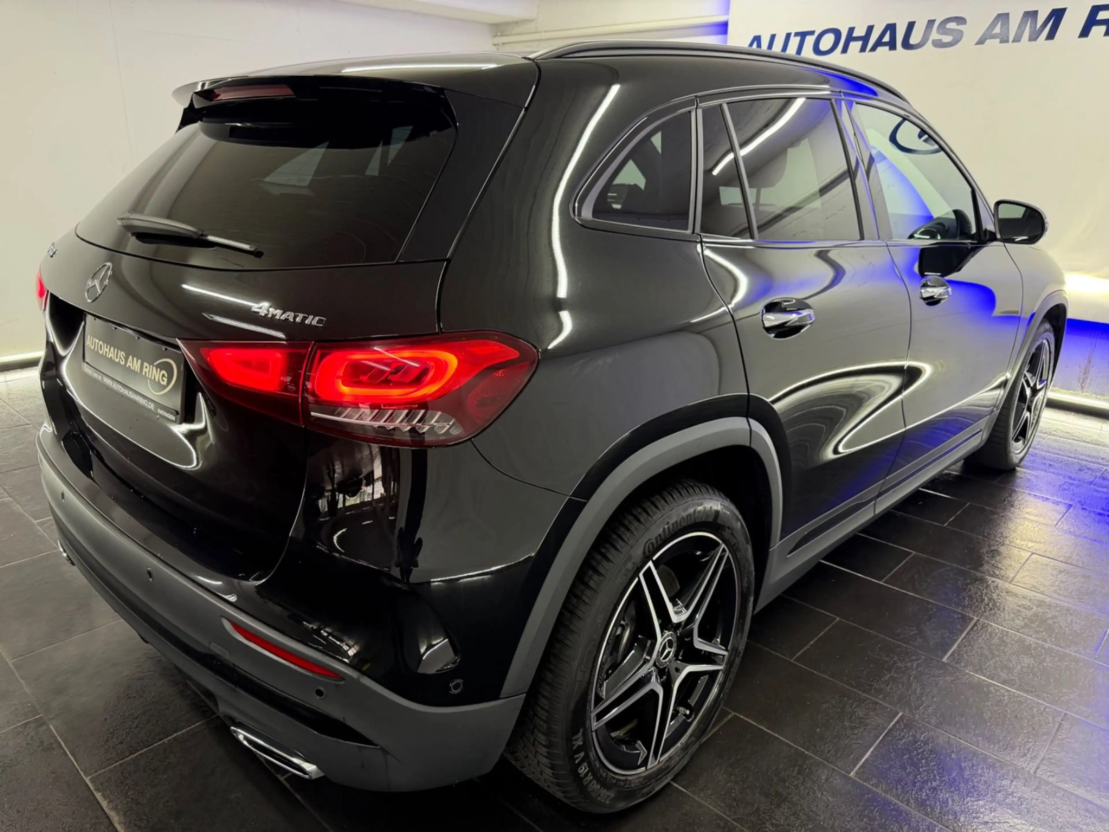 Mercedes-Benz GLA 250 4Matic AMG 360° LED 1HND ACC APPLE KEY — photo 9