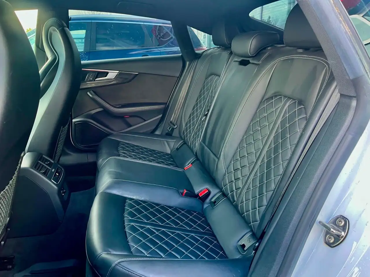 Audi S5 снимка Audi S5