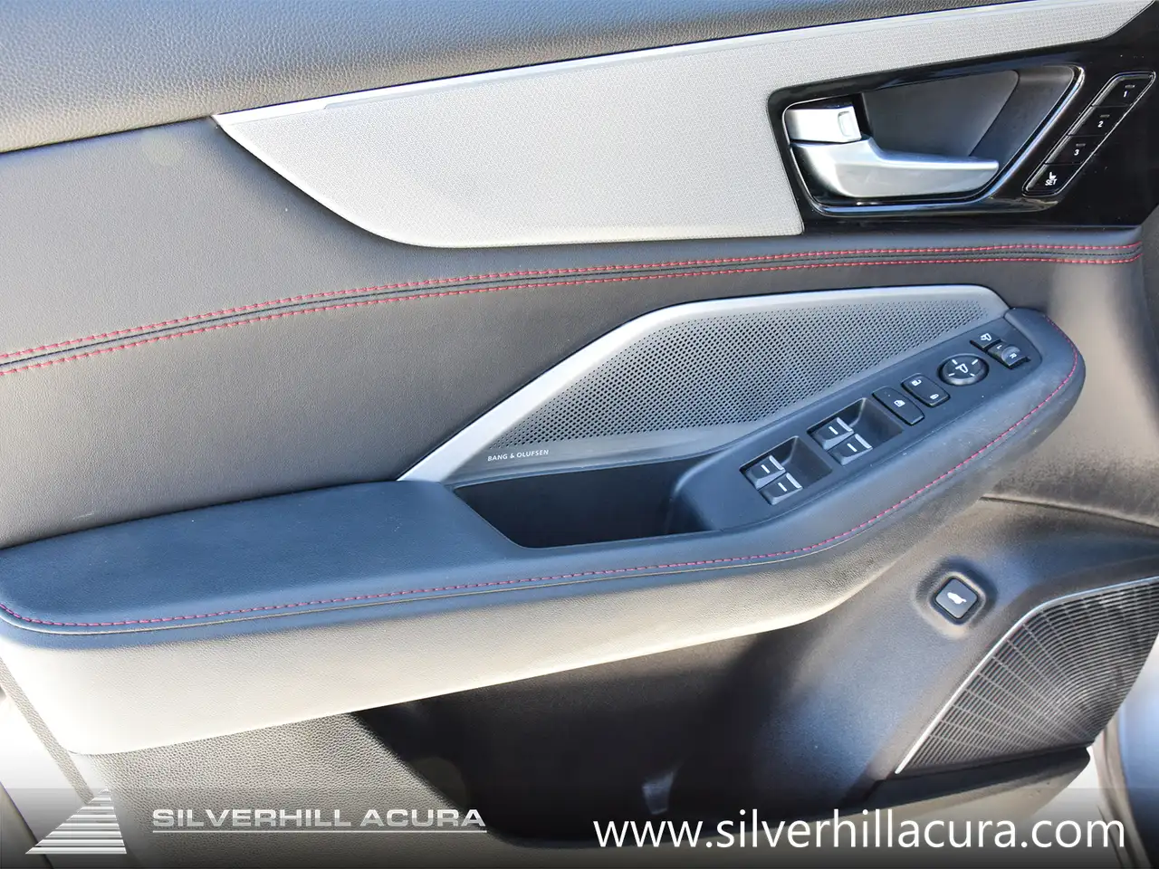 Acura MDX снимка Acura MDX