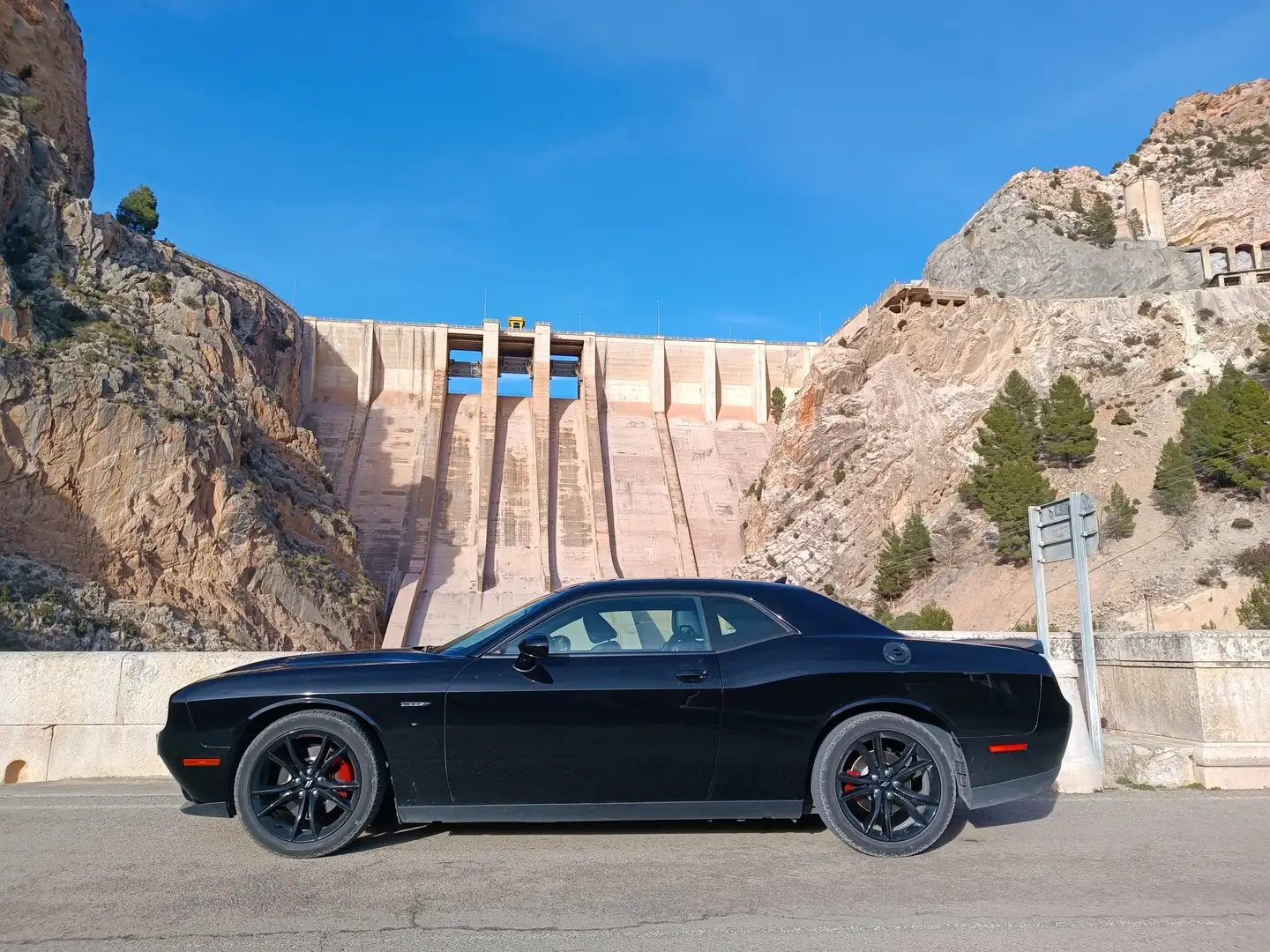 Dodge Challenger Challenger SXT 3.6 V6 SXT Schwarz - 2