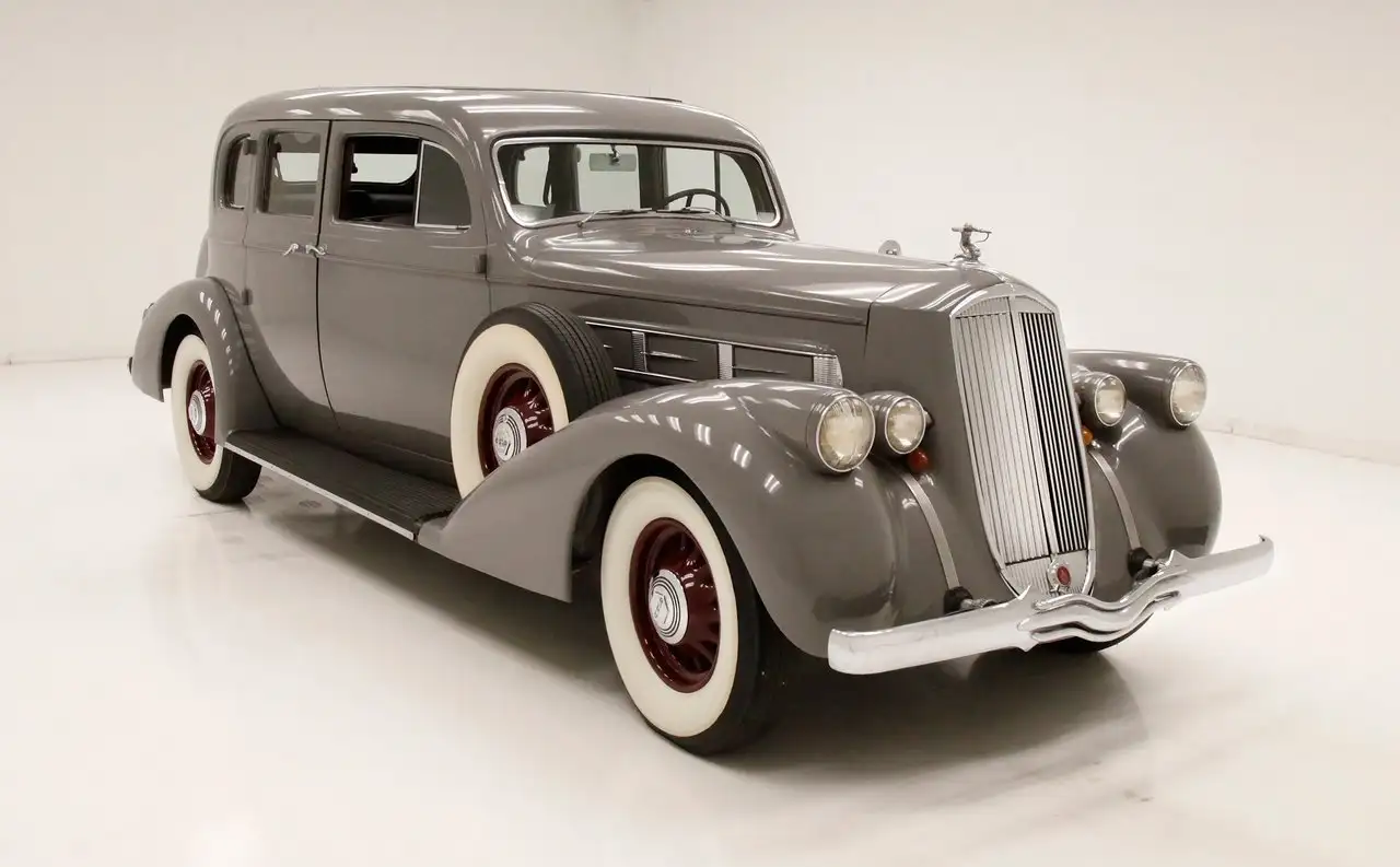 Pierce Arrow Sedan 1602, foto 6