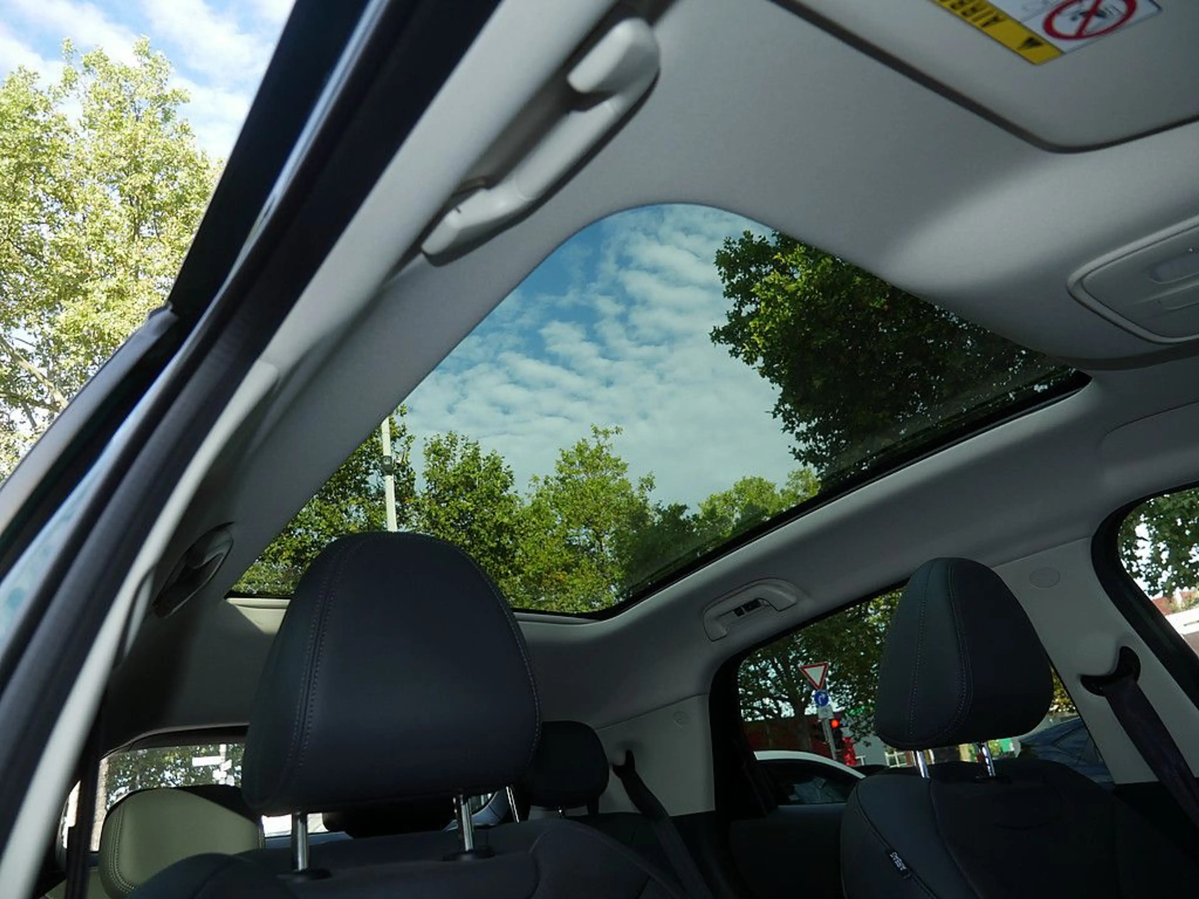 GWM Others ORA 5 Hybrid Luxury SITZBELÜFTUNG LED PANO 360° — photo 13