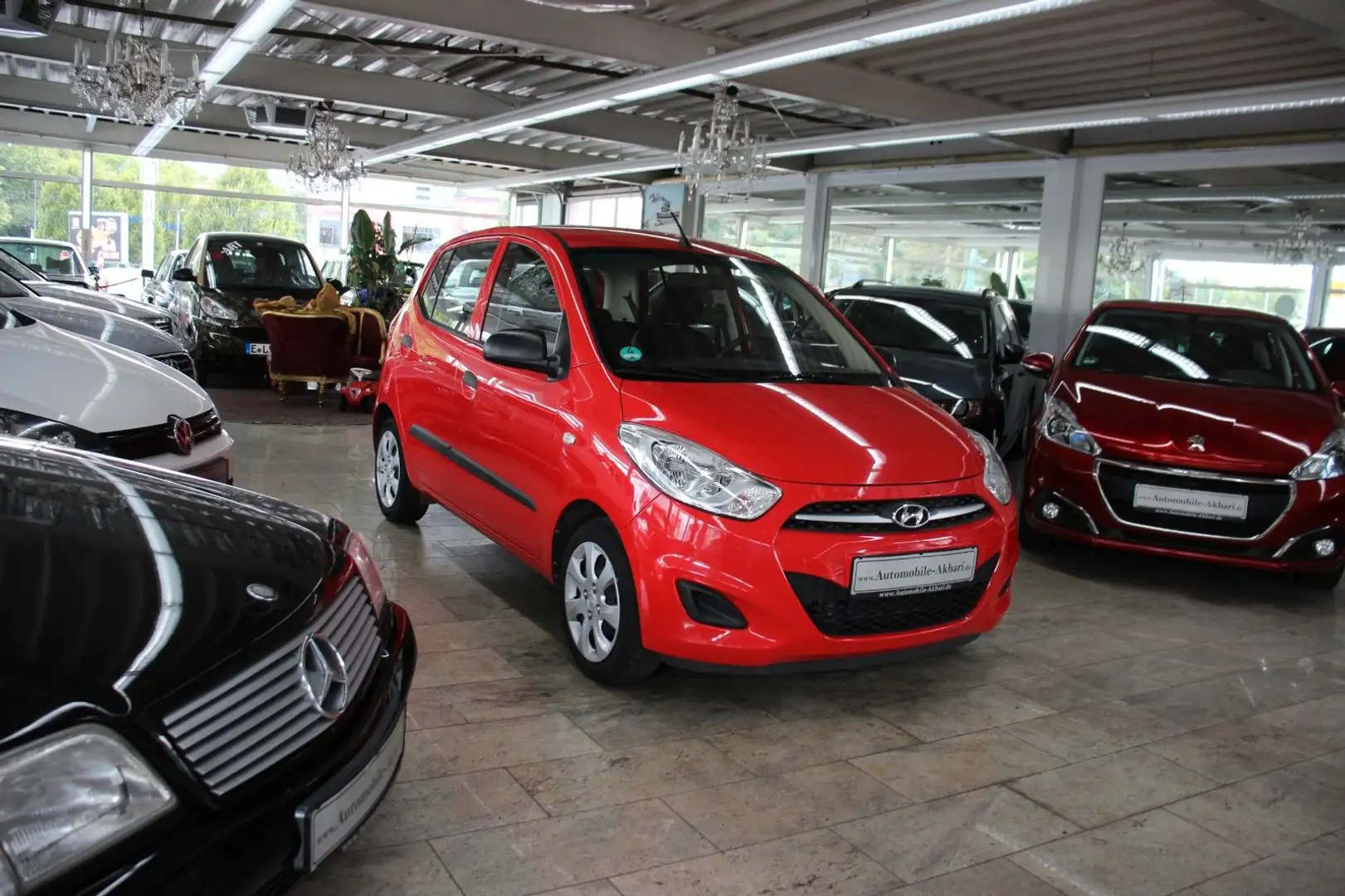 Hyundai i10 Classic Червоний - 2