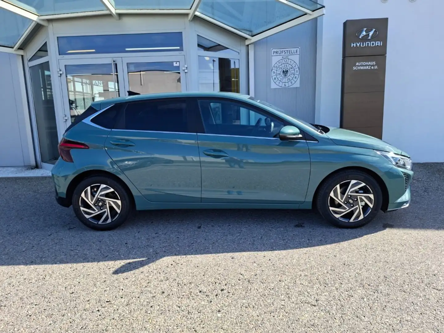 Hyundai i20 (BC3) Comfort Line 1.0 T-GDI b6bc1 Grün - 2