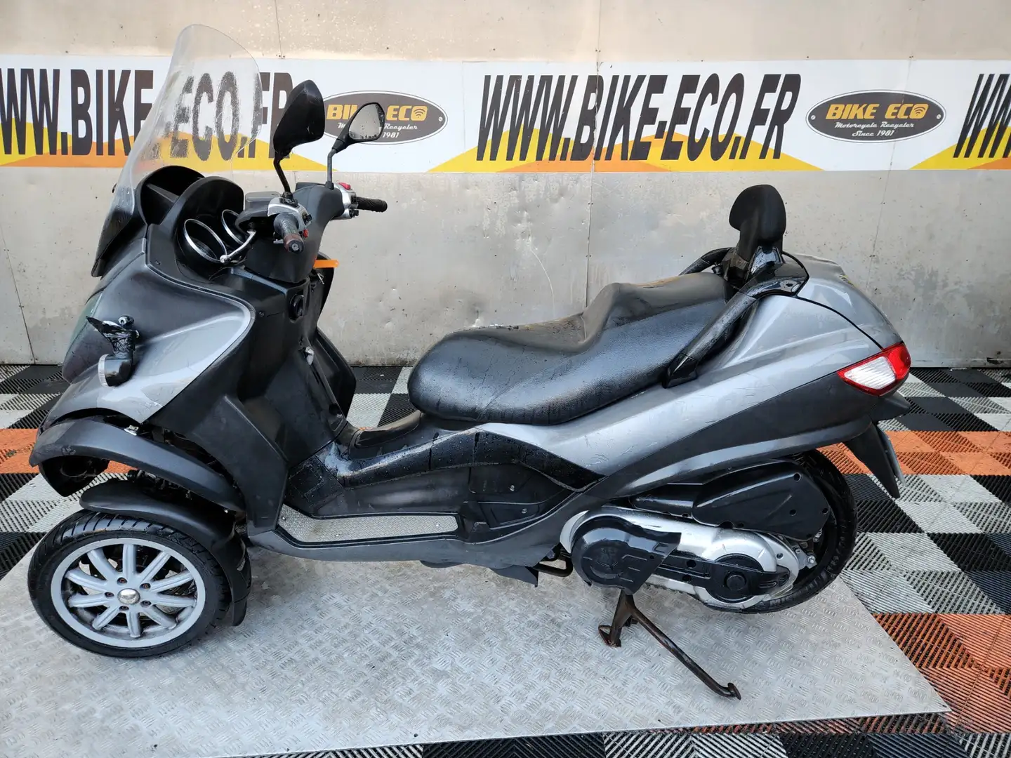 Piaggio MP3 500 Blanco - 2