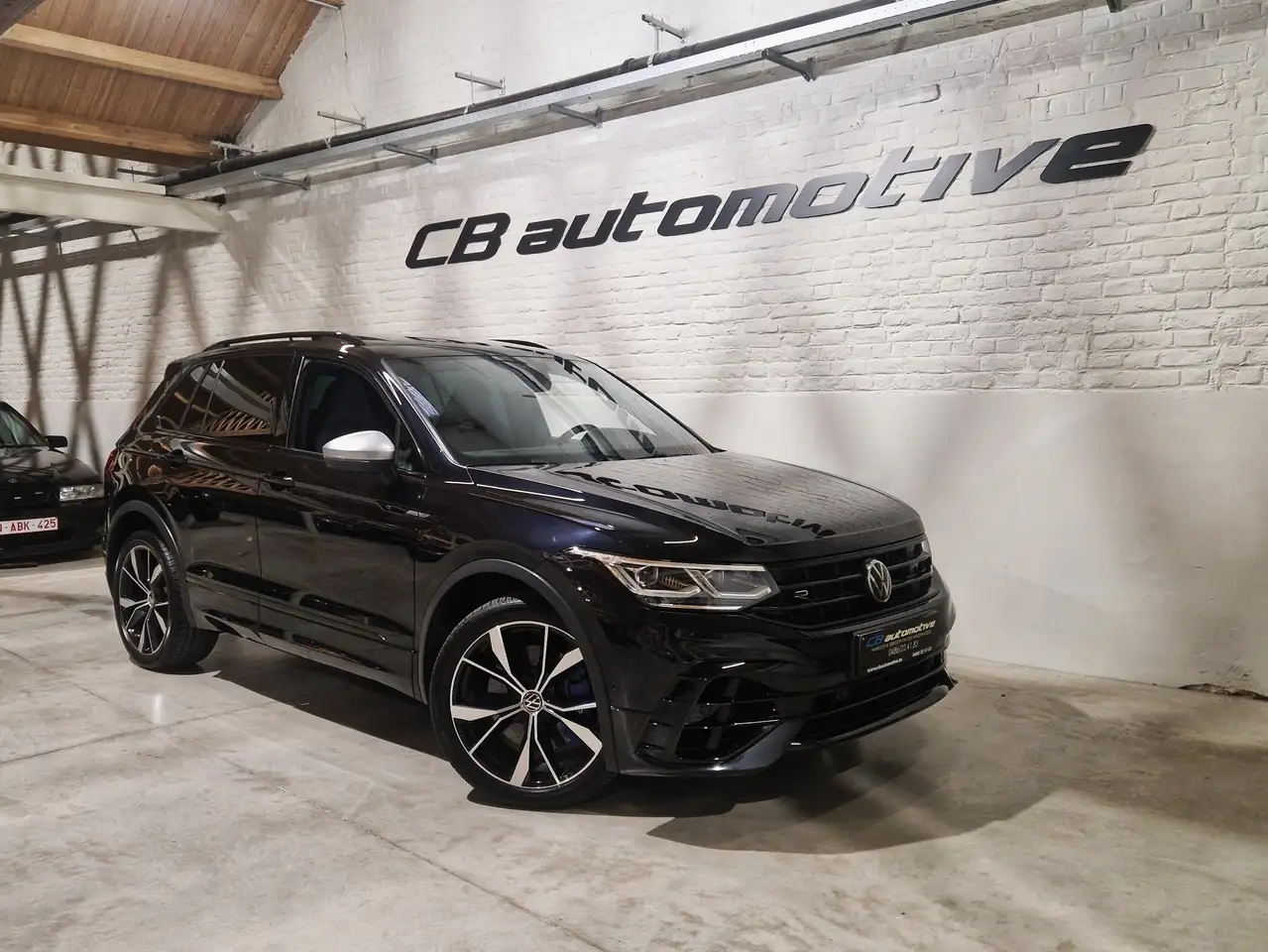 Volkswagen Tiguan R 2.0 TSI 4Motion DSG — миниатюра 1