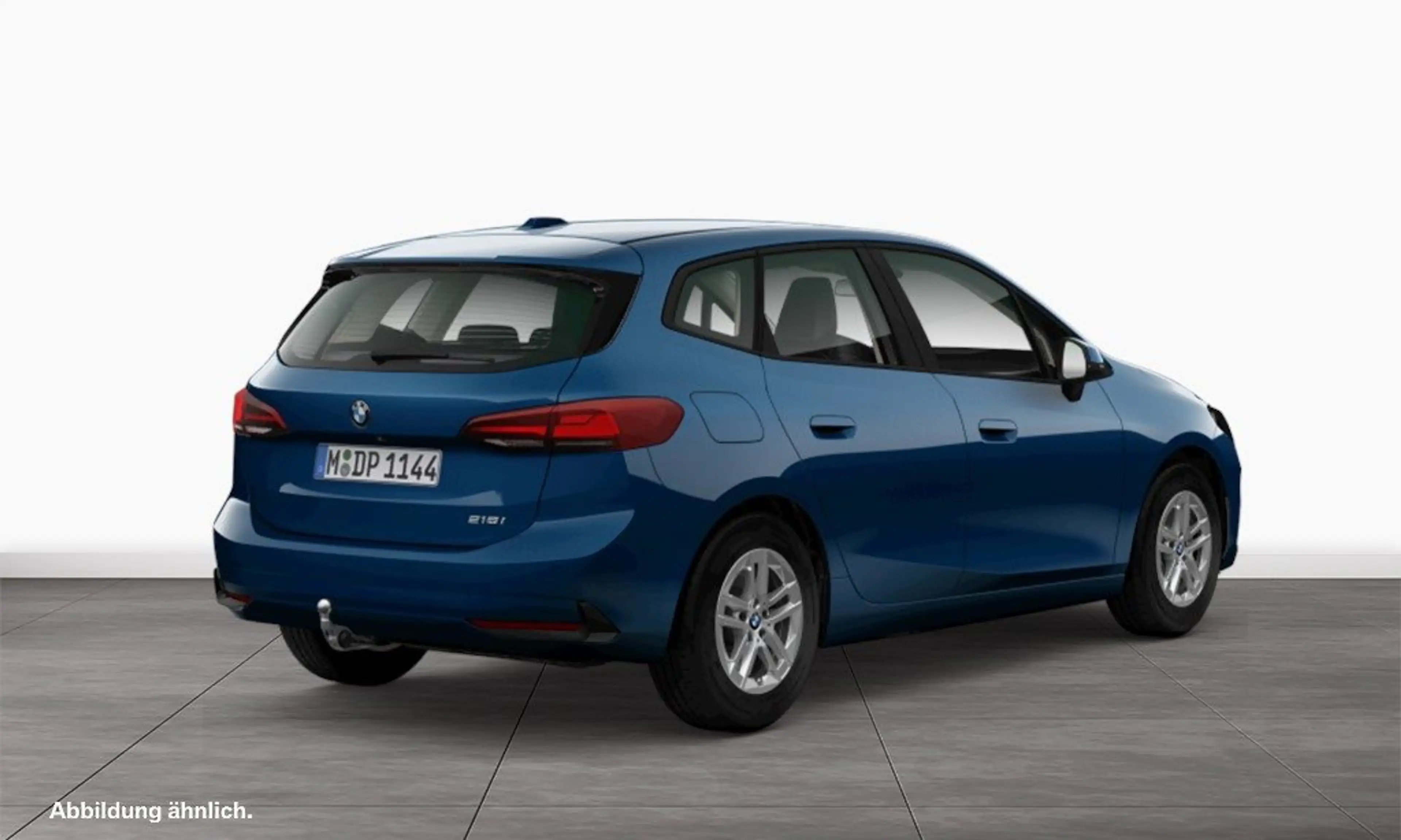 BMW 218 i Active Tourer — photo 2
