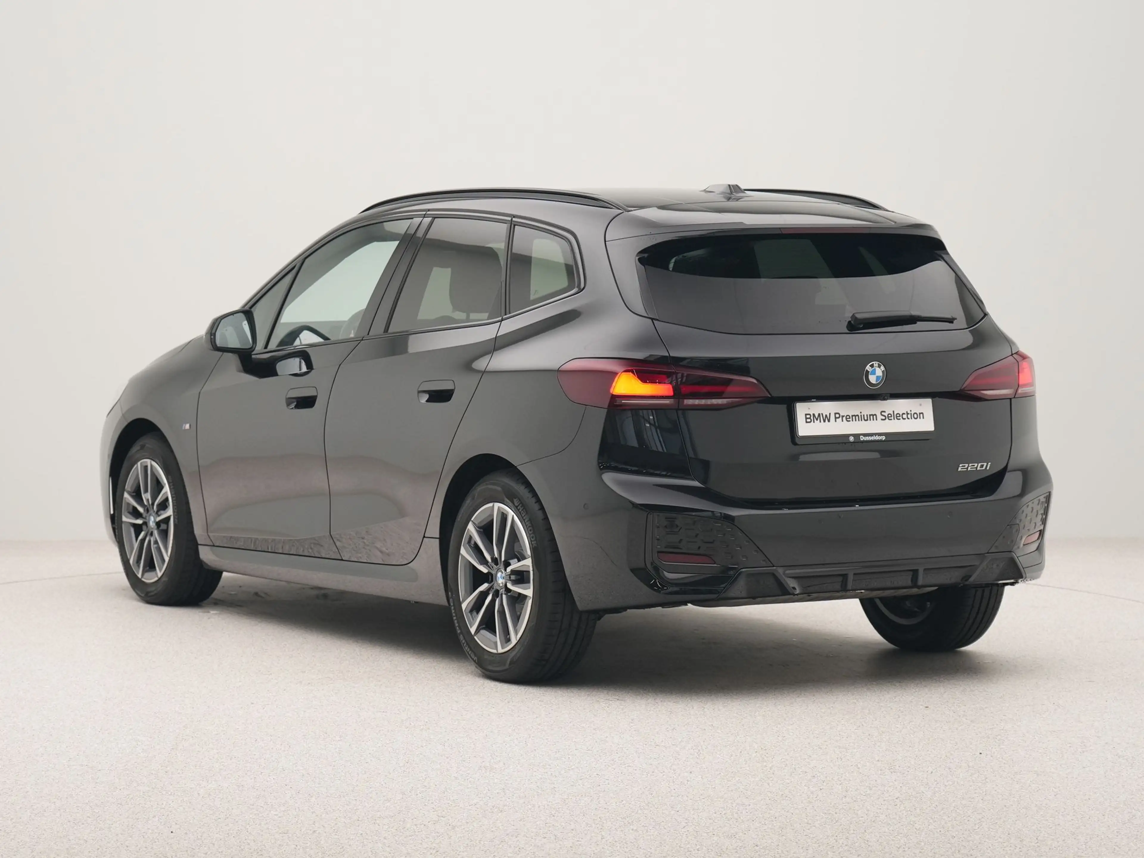 BMW 220 2 Serie 220i Active Tourer M-Sport — photo 10