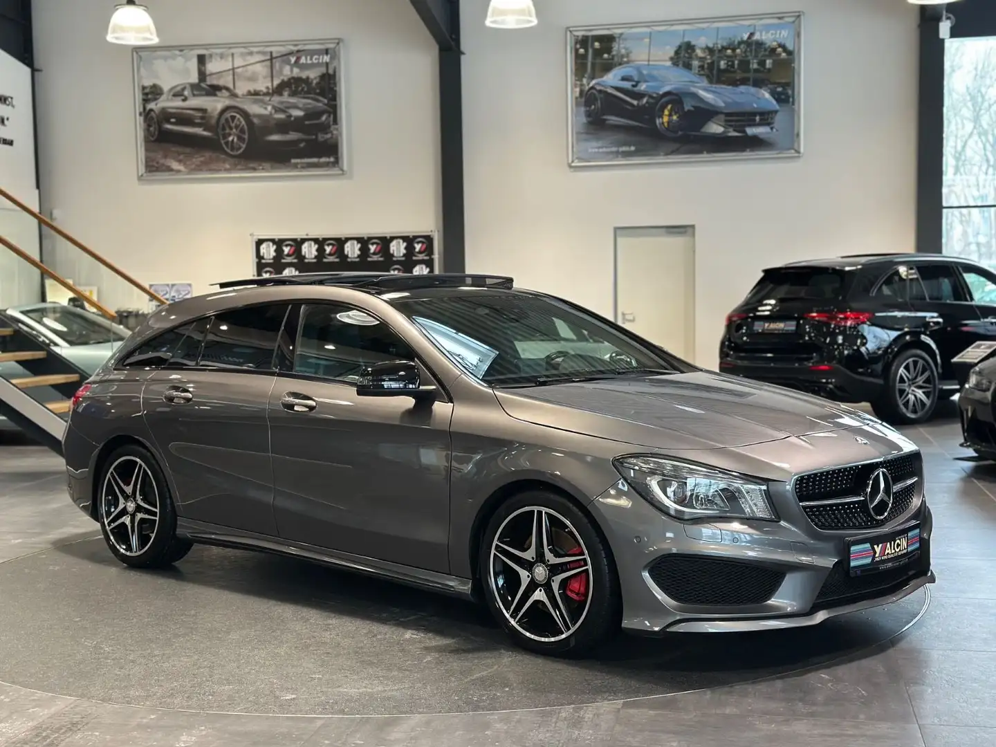 Mercedes-Benz CLA 220 CLA 220 d Shooting Brake 4MATIC DCT AMG Line Gris - 2