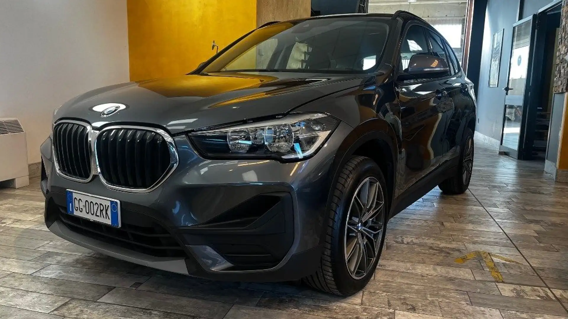 BMW X1 xDrive20d buisness IVA ESPOSTA - PERFETTO Grigio - 1