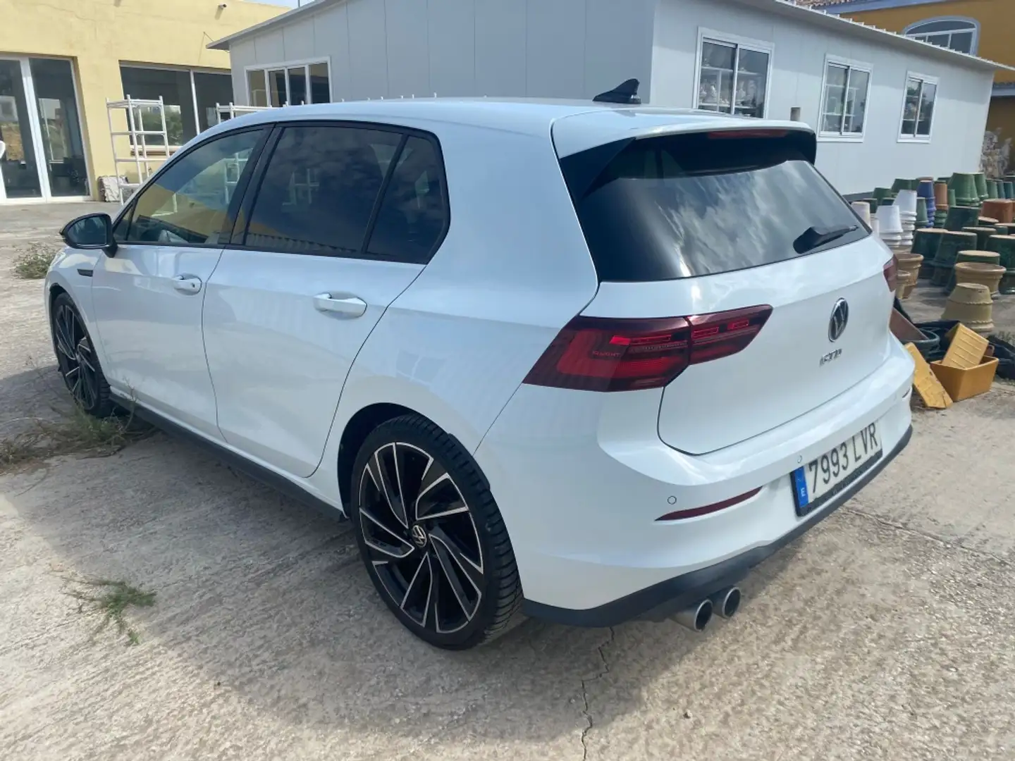 Volkswagen Golf GTD 2.0 TDI DSG 7 Weiß - 2