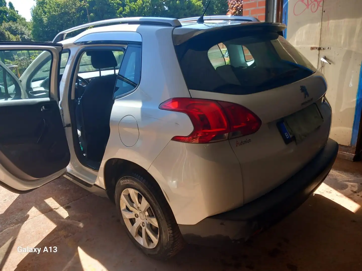 Peugeot 2008 1.6 VTi 120ch BVM5 Allure - 2