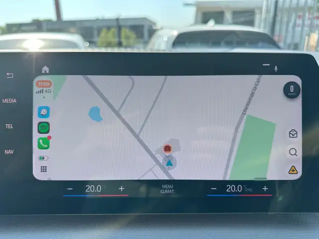BMW 2 Series view 12