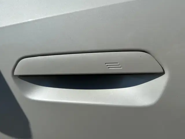 BMW 2 Series view 7